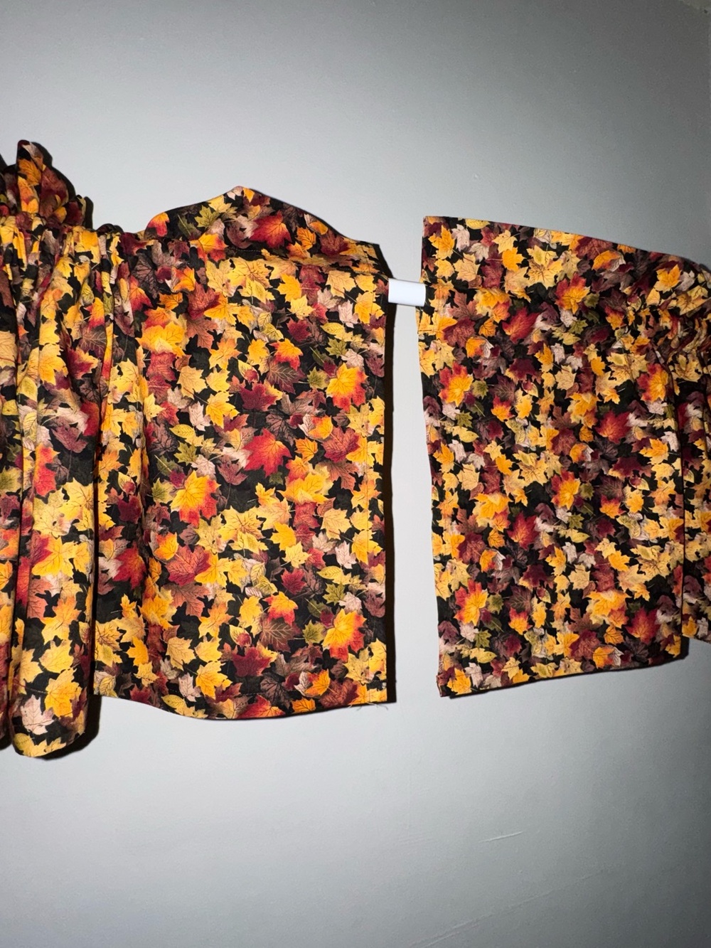 Set of 2 New Autumn 🍂 Valances